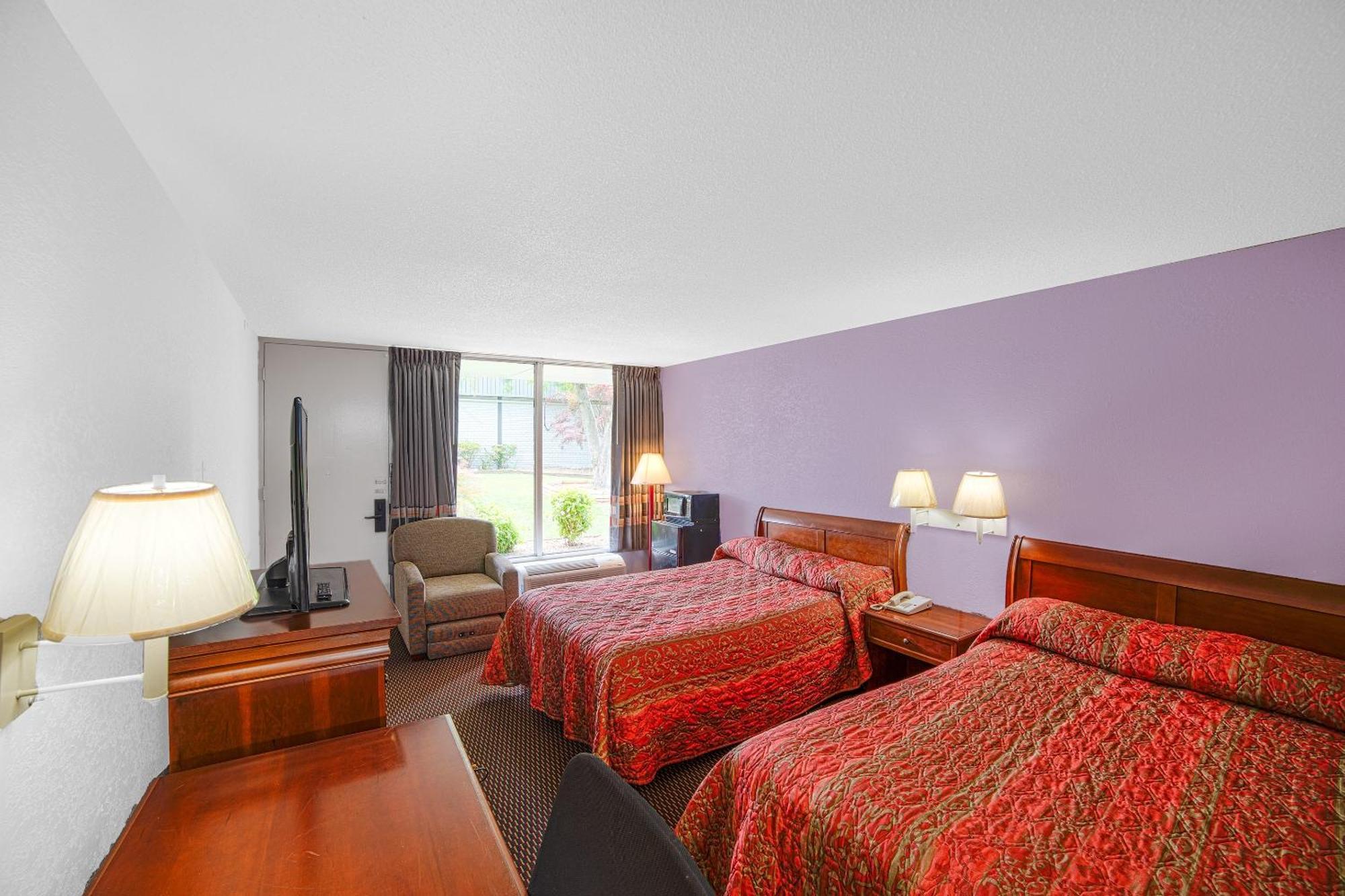 Masters Inn Selma Smithfield I-95 By Oyo Exterior photo